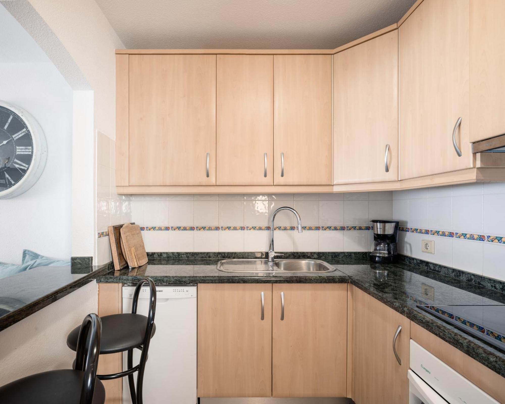 Apartamento Con Piscina A 50m Del Mar En La Caleta Costa Adeje (Tenerife)